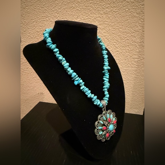 Turquoise and Red Floral Pendant Necklace - Picture 8 of 9